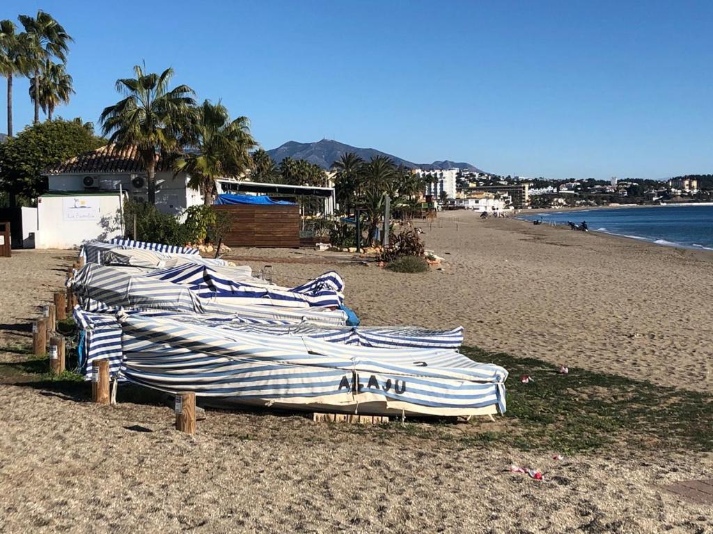 La Cala Beach Home - Beachfront Few Steps Away From Sandy Beach La Cala De Mijas Exterior photo