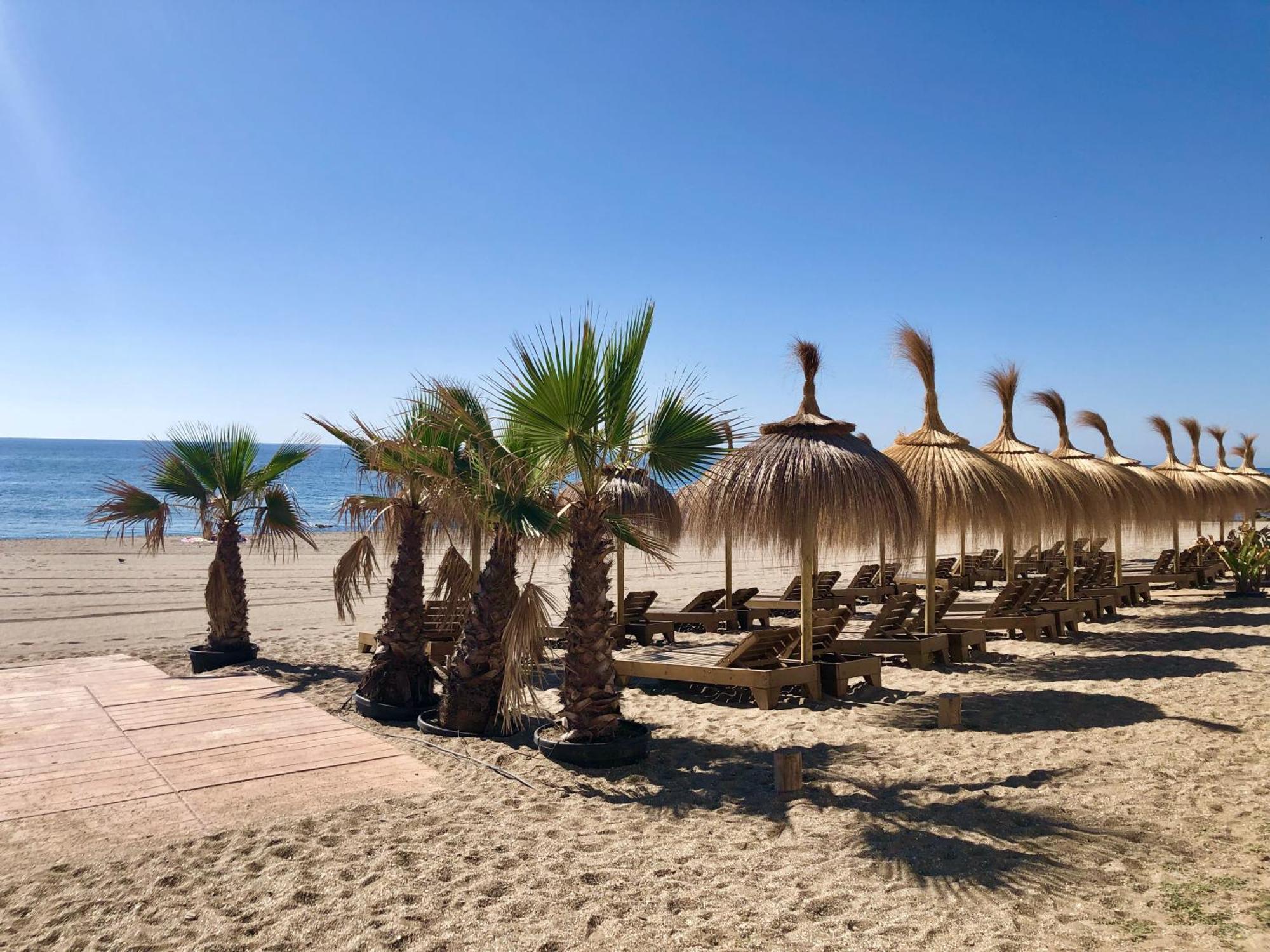 La Cala Beach Home - Beachfront Few Steps Away From Sandy Beach La Cala De Mijas Exterior photo