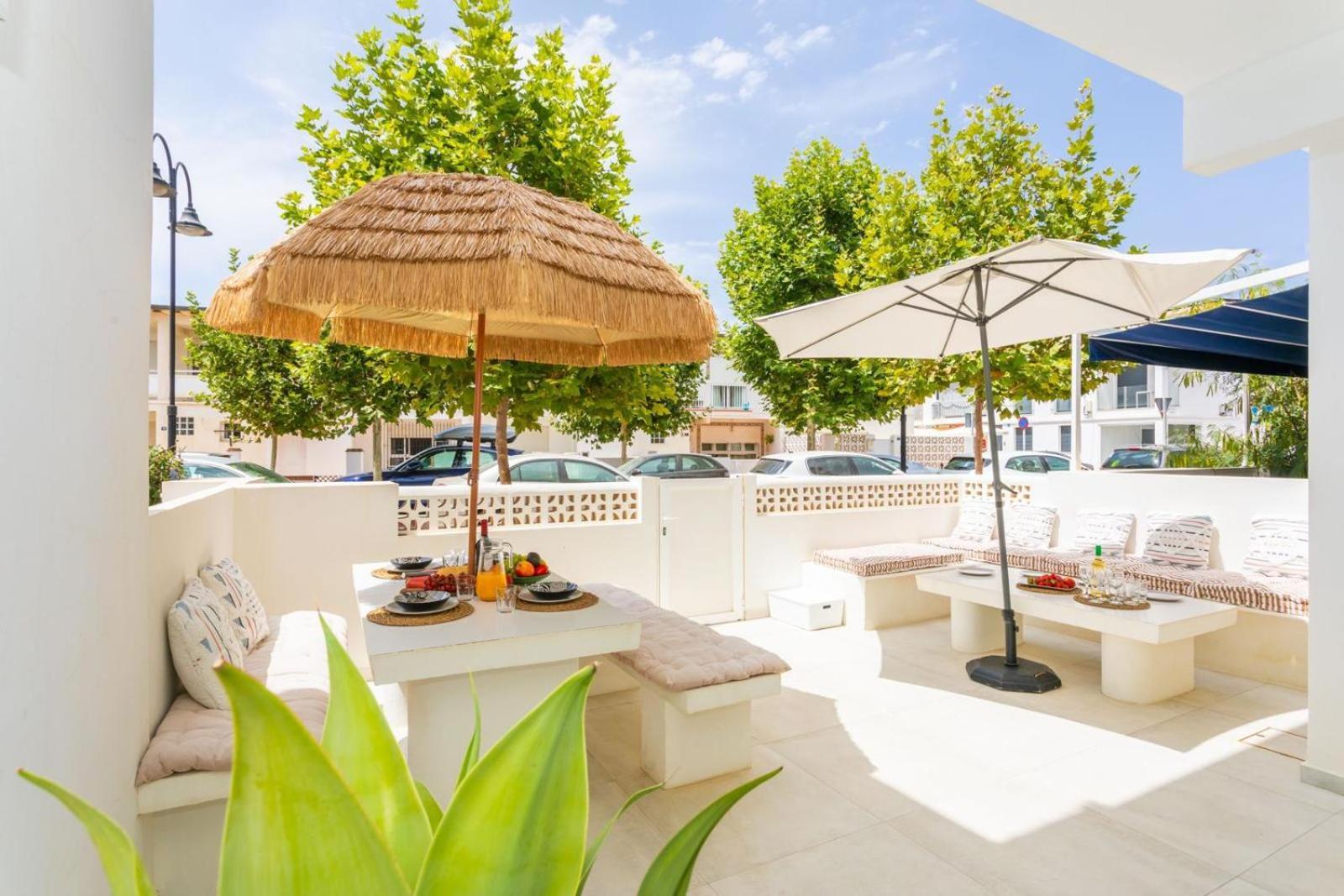 La Cala Beach Home - Beachfront Few Steps Away From Sandy Beach La Cala De Mijas Exterior photo