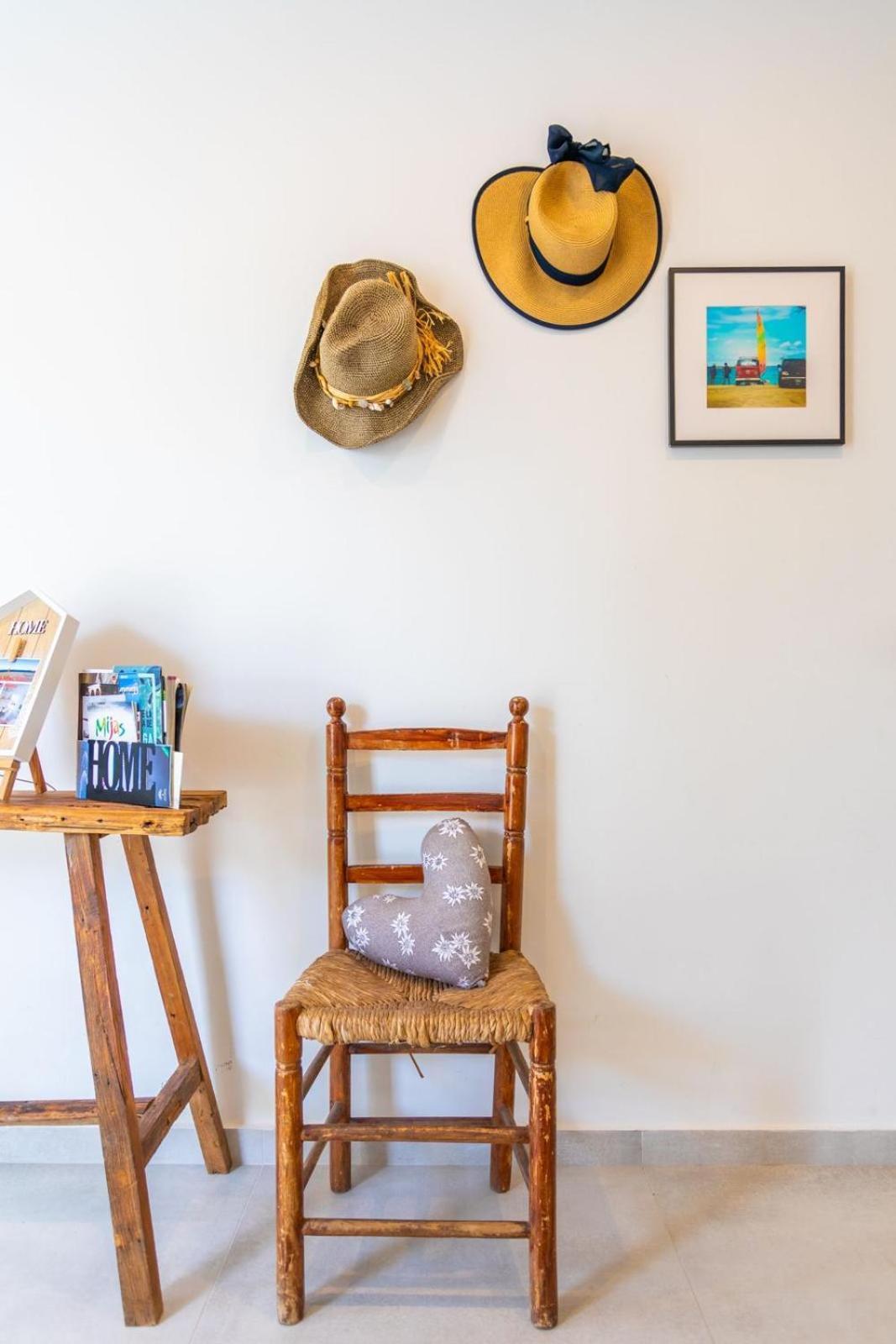 La Cala Beach Home - Beachfront Few Steps Away From Sandy Beach La Cala De Mijas Exterior photo